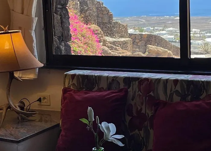 Nyaraló Schlafen In Einer Vulkanischen Hoehle By Interhome *