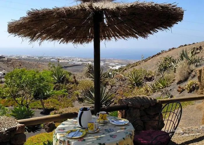 Schlafen In Einer Vulkanischen Hoehle By Interhome * Tías